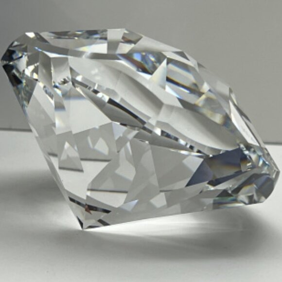 Swarovski Retired 2015 SCS Xirius Chaton BNIB Arrives in time for Christmas - Picture 2 of 4